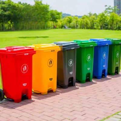 Plastic Dustbins